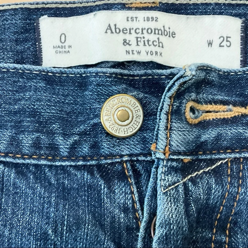 Abercrombie & Fitch Boyfriend Button Fly Straight Leg Jeans 25 - Picture 6 of 16